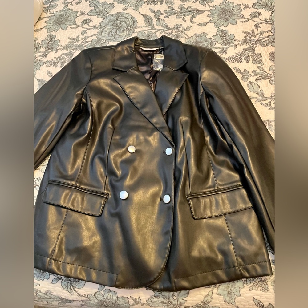 Candice Cameron Bure beautiful faux double breasted coat